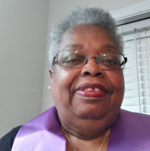 Meet your Posher, Saundra